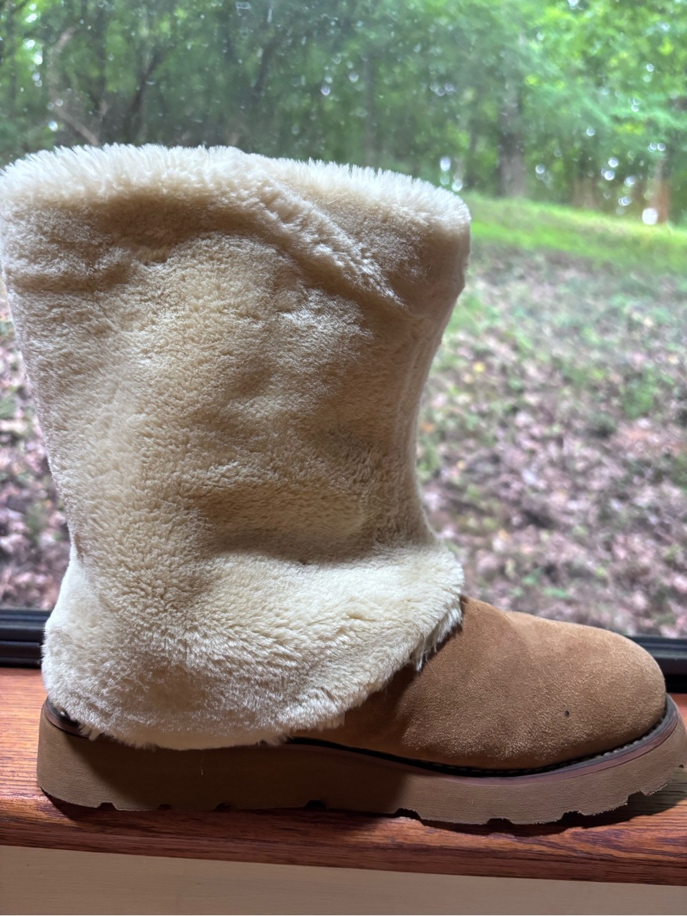 UGG Australia Fluff Boots Size 9 Chestnut Shearling Fur Winter Cozy Boots - Picture 15 of 15